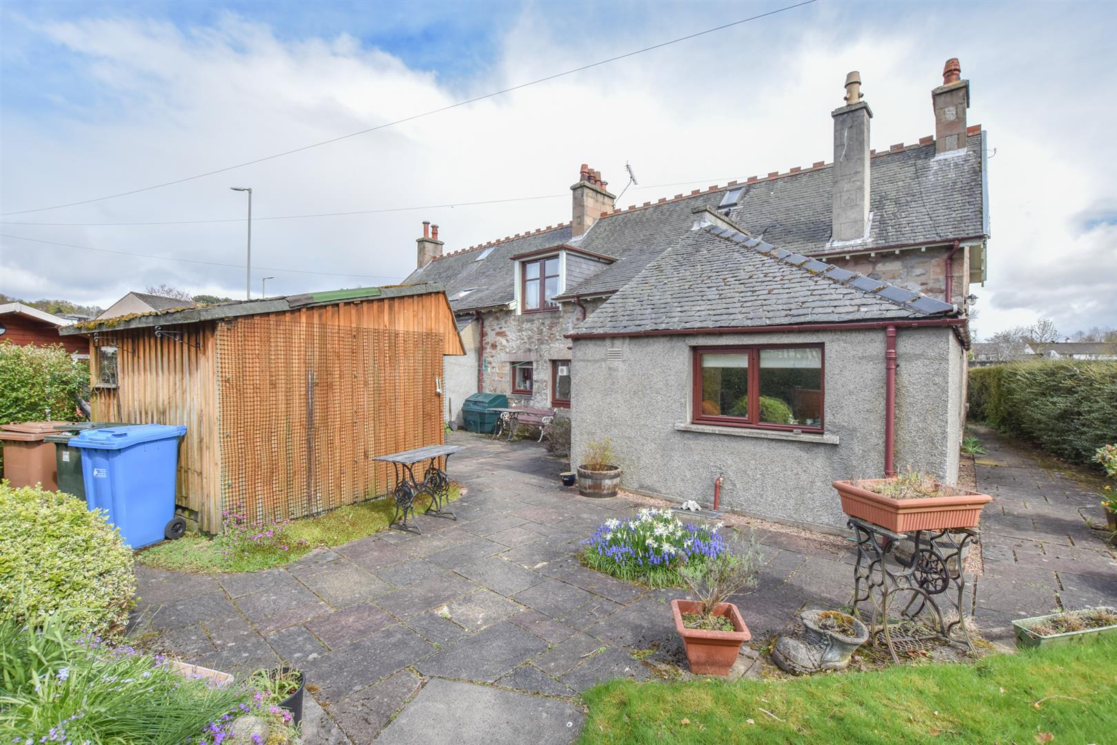 Property For Sale in Dingwall IV15 9LE Munro & Noble, Estate Agents